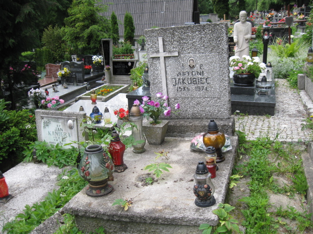 Grób Antoni Jakubiec