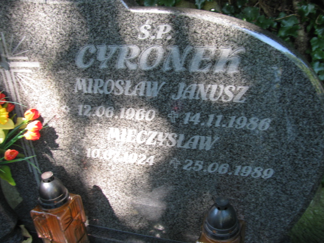 Mirosław Cyronek 1960 Duszniki Zdrój - Grobonet - Wyszukiwarka osób pochowanych